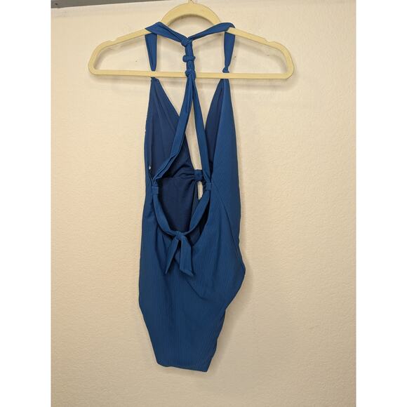 Bar III Like It Or Not Marine Blue One Piece Swimsuit Womens Size Medium NWT - Picture 2 of 7